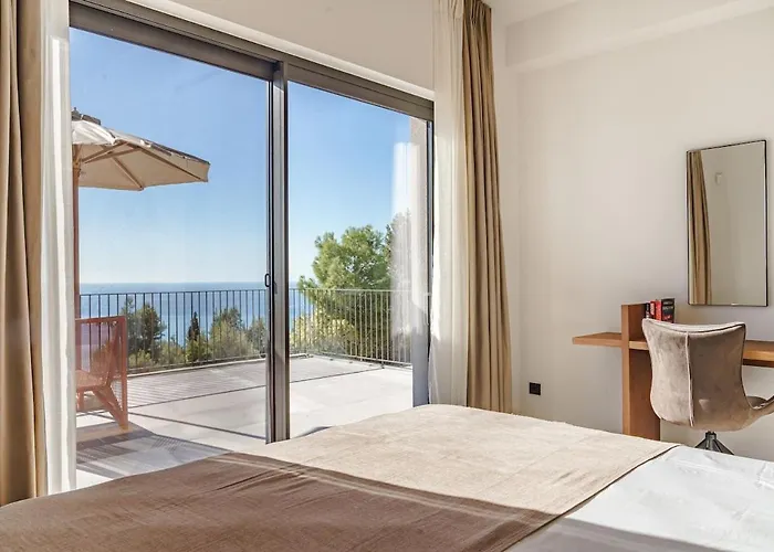 Pefko Villa Athánion