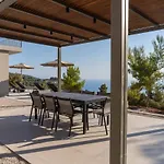 Pefko Villa Athanion